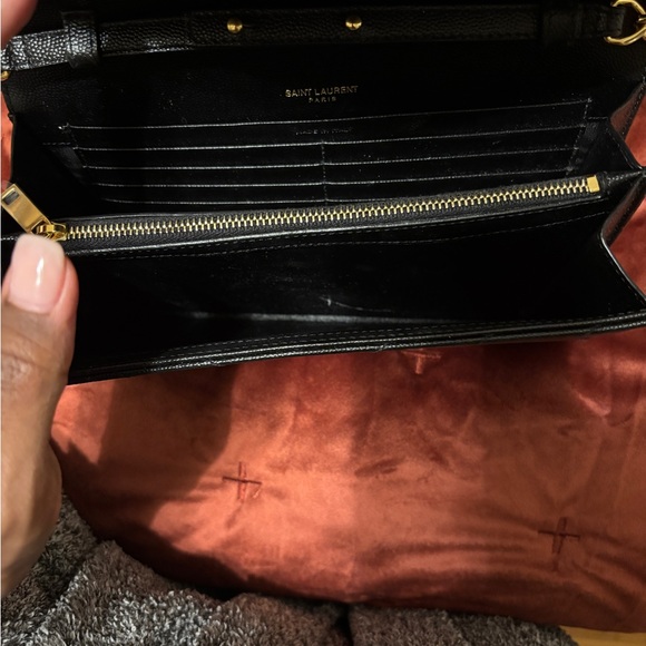 Saint Laurent Cassandre Chain Wallet - Picture 8 of 10